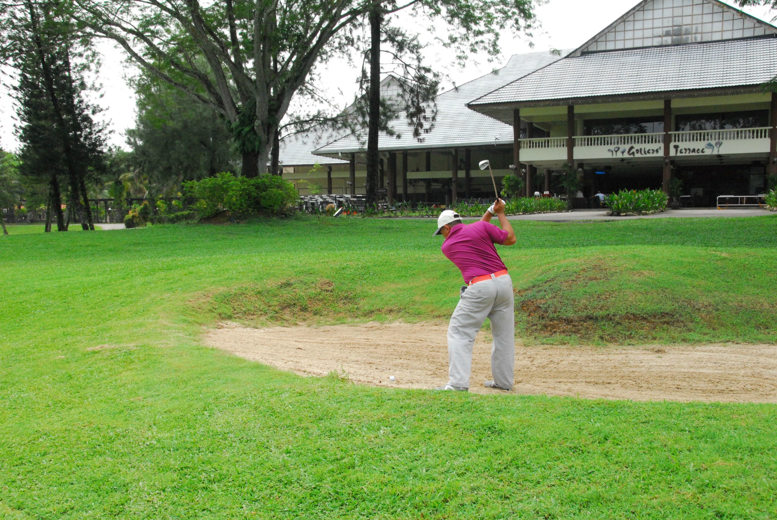 PRO15 157 GOLF DSC 0487.JPG